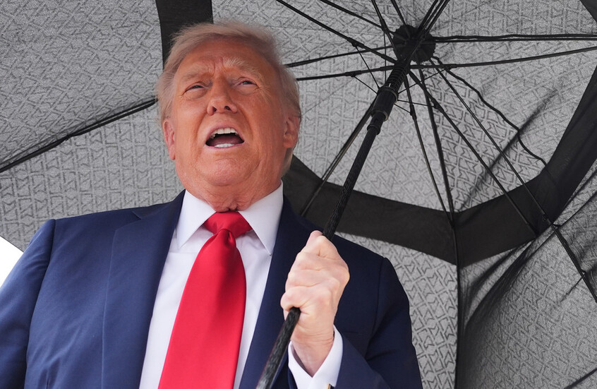 ترامب: السياسة السيئة لأوباما وبايدن تسببت بالنزاع في أوكرانيا