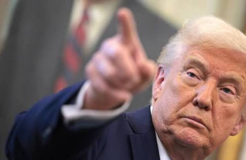 ترامب: يد تل أبيب ممدودة للصداقة مع طهران!