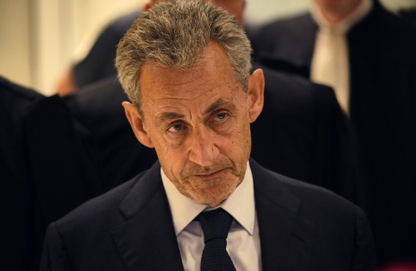 الرئيس الفرنسي السابق ساركوزي يبدأ تنفيذ عقوبته في 21 أكتوبر