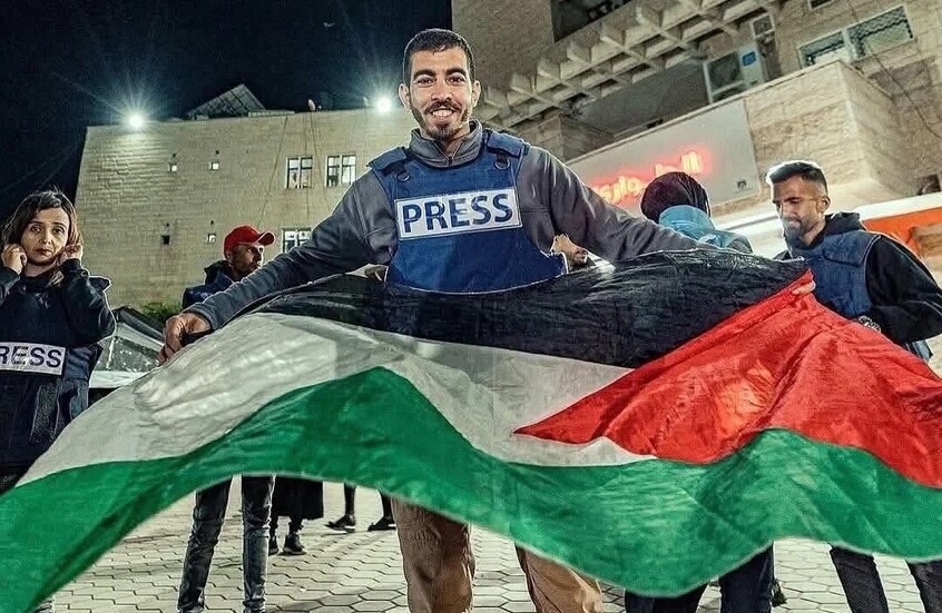 مسجد القوات المسلحة المصرية يشهد عزاء الصحفي الفلسطيني صالح الجعفراوي