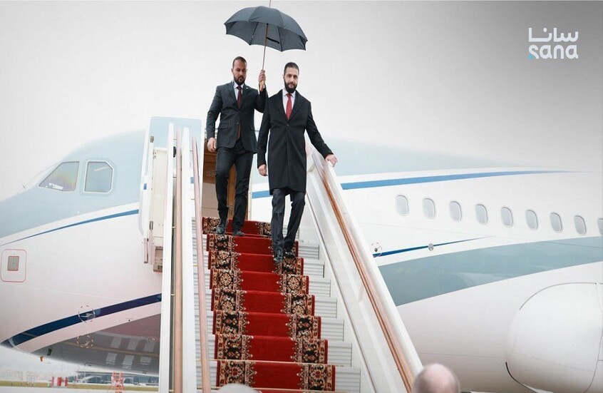 "سانا": الشرع يصل إلى روسيا في زيارة رسمية (صور)