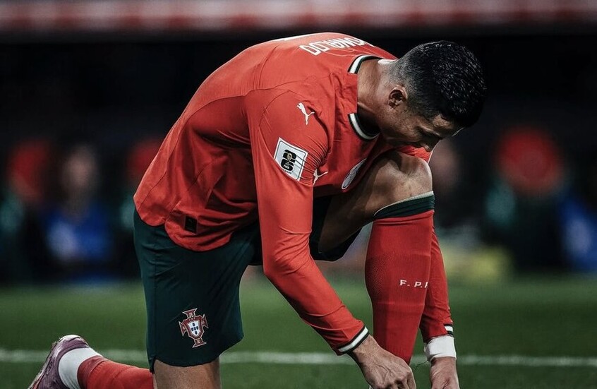 رد فعل كريستيانو رونالدو بعد إنجازه الفريد مع منتخب البرتغال.. ورسالة مؤثرة للجماهير (صورة)