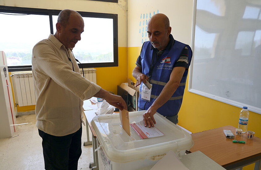 الخارجية اللبنانية تطالب بإلغاء مادتين في قانون الانتخابات