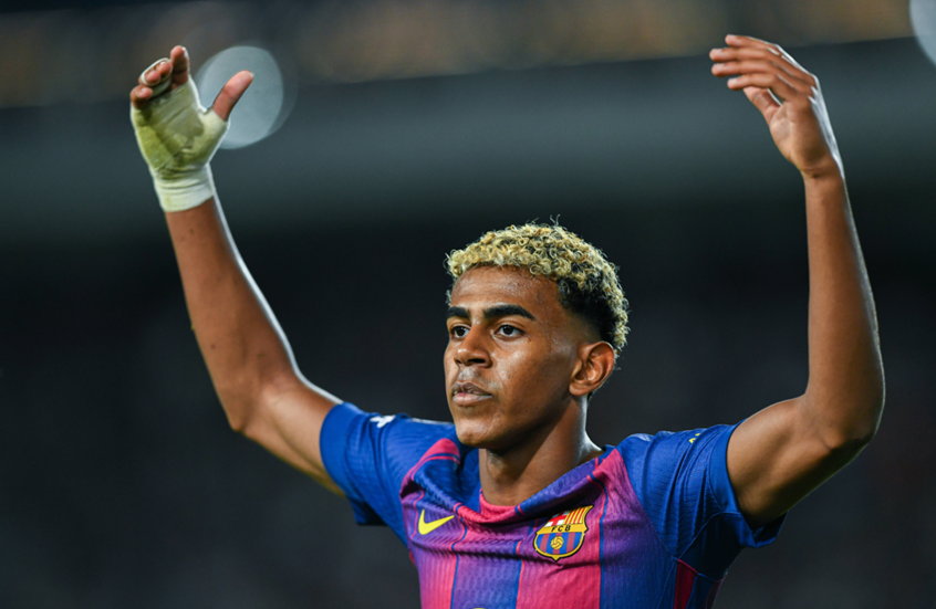 ما سر استبعاد لامين جمال عن قائمة المرشحين لجائزة "الفتى الذهبي" 2025