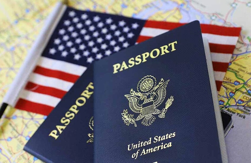 لأول مرة منذ 20 عاما.. جواز السفر الأمريكي يفقد بريقه