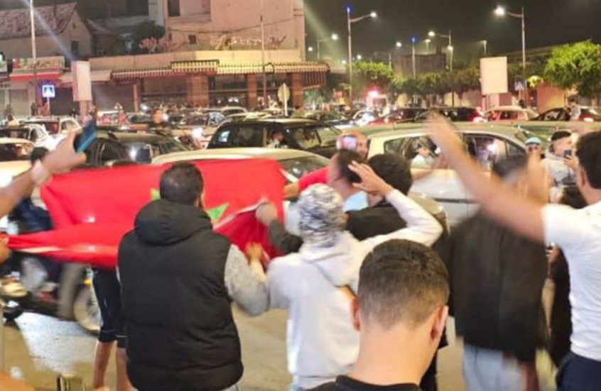 لحظات فرح عارمة في شوارع المغرب بعد تأهل "أشبال الأطلس" إلى نهائي مونديال الشباب (فيديو)