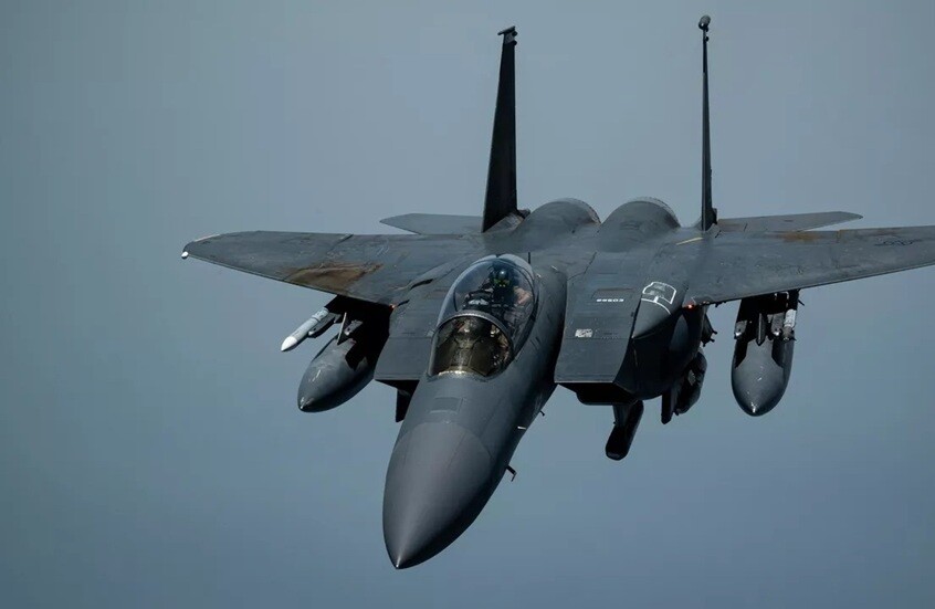 إعلام: الولايات المتحدة تنفذ ضربة جديدة ضد سفينة تزعم أنها تنقل مخدرات في الكاريبي