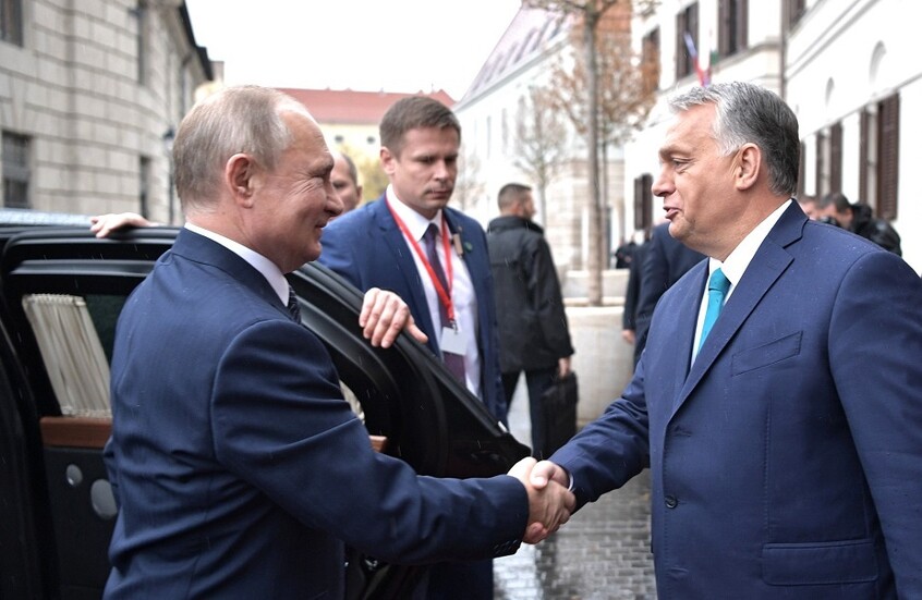 أوربان يعتزم إجراء محادثة هاتفية مع بوتين اليوم