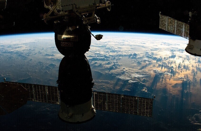 أكثر من 40 تجربة علمية يجريها رواد "سيوز إم إس-28" الروس في الفضاء