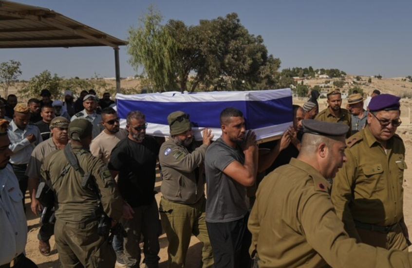 حماس: قضية الجثث معقدة ونلتزم بالاتفاق فيما الاحتلال الإسرائيلي يمارس ابتزازا سياسيا