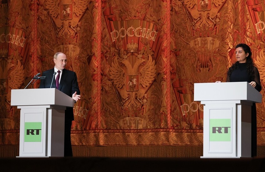 بوتين: النخب الغربية نفسها تُقرّ بأن جمهور قناة RT يفوق جمهور قنواتها التلفزيونية