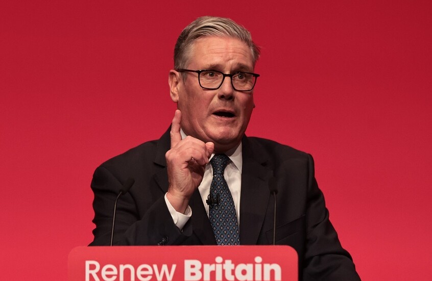 "أكسيوس": ستارمر يقترح صياغة اتفاق بشأن أوكرانيا على غرار خطة غزة