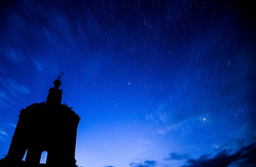 عالم فلكي روسي يتحدث عن ظهور المذنب Lemmon الذي يشاهد بالعين المجردة