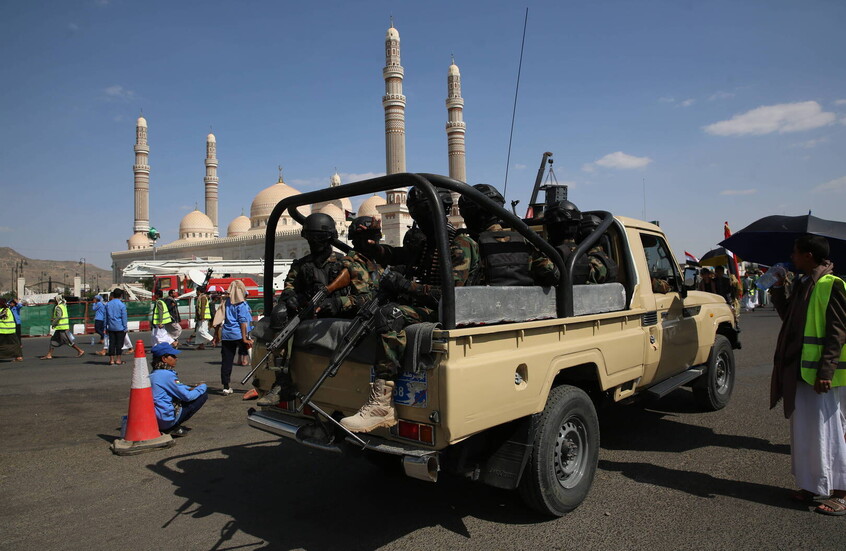 اليمن.. الحوثيون يحتجزون 20 موظفا أمميا بينهم 15 أجنبيا في صنعاء