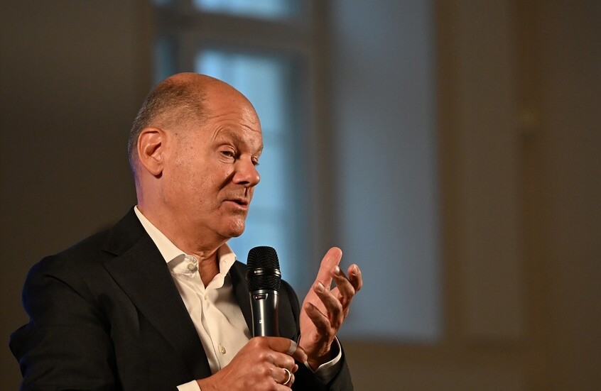 شولتس يكشف لأول مرة عن محادثاته مع بوتين