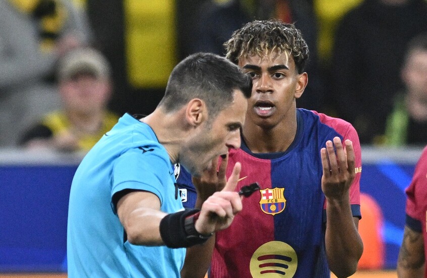 برشلونة يعترض على التحكيم قبل الكلاسيكو أمام ريال مدريد