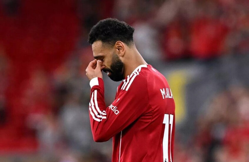 "لا ينبغي أن يبدأ مبارياته خارج أنفليد".. تصريح مثير لنجم ليفربول السابق حول تراجع مستوى محمد صلاح