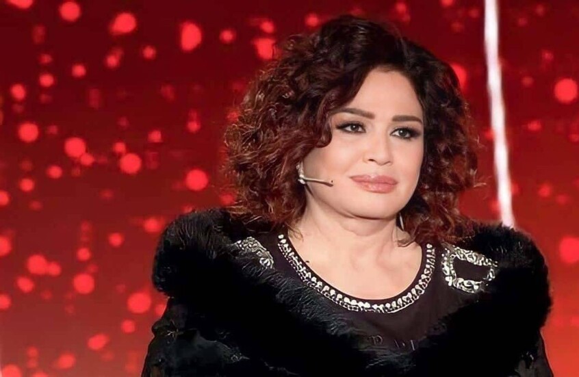 الفستان طار.. إلهام شاهين تتعرض لموقف محرج على السجادة الحمراء