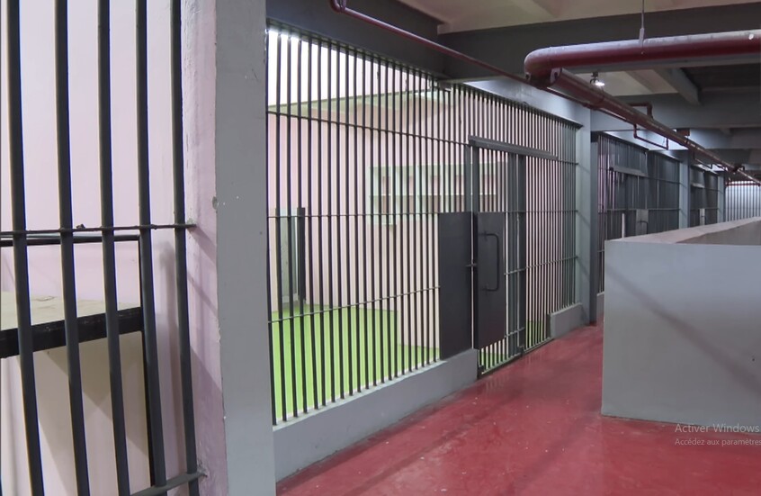 الفلبين تنشئ سجنا خاصا "لخدمة" النواب والمسؤولين المتهمين في قضايا فساد (فيديو)