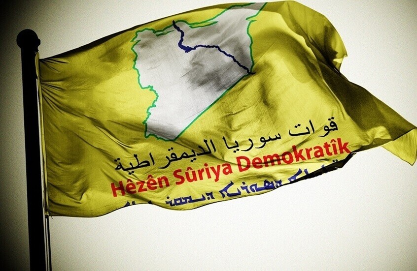 "قوات سوريا الديمقراطية" تسلم الداخلية في دمشق عددا من المعتقلين لديها