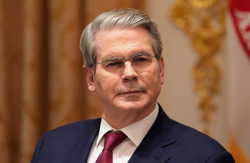 وزير الخزانة الأمريكي يحث دول مجموعة السبع على زيادة الضغط على  روسيا