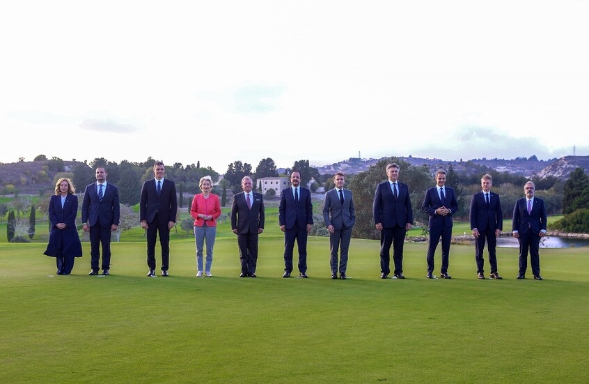 دول "ميد 9" والأردن تصدر بيانا حول الأوضاع في غزة والضفة الغربية وسوريا ولبنان