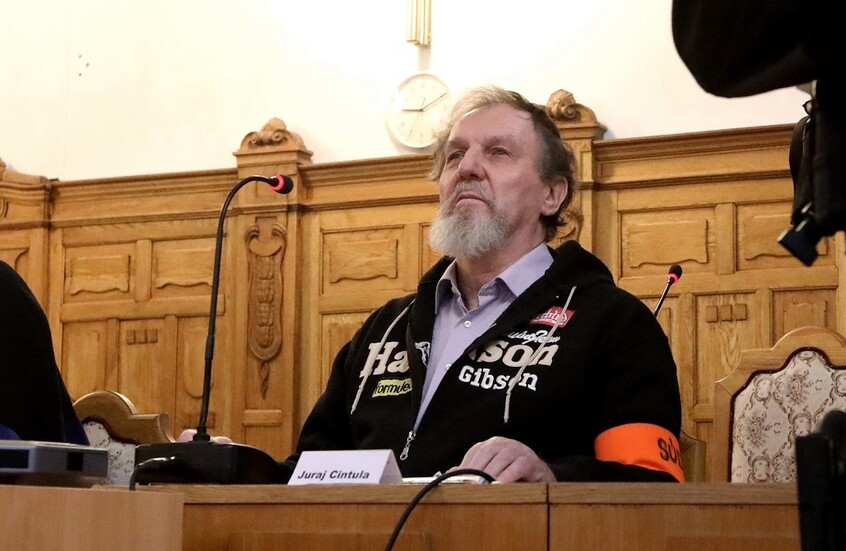 القضاء السلوفاكي يصدر حكما بحق منفذ محاولة اغتيال رئيس الوزراء فيتسو