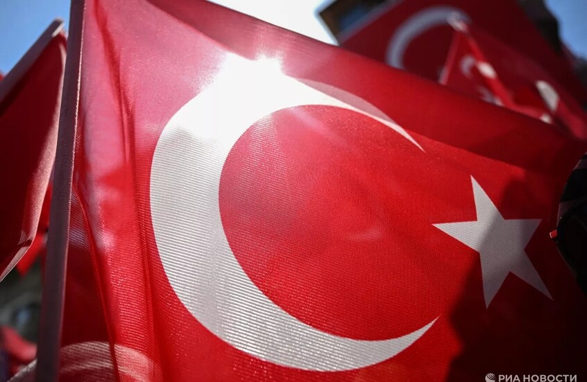 مسؤول تركي يرد على أنباء تسريب مسار رحلة بوتين إلى بودابست عبر تركيا