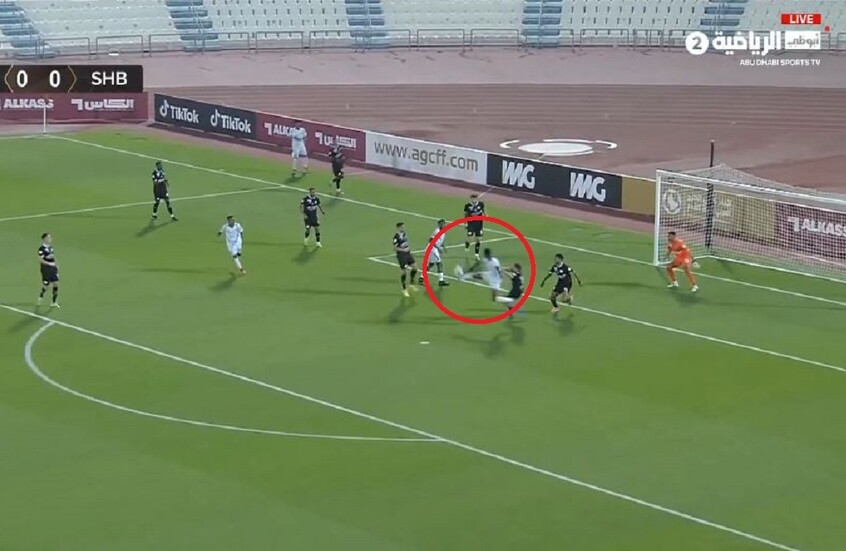 فيديو.. هدف مذهل بـ"الكعب" وتاريخي