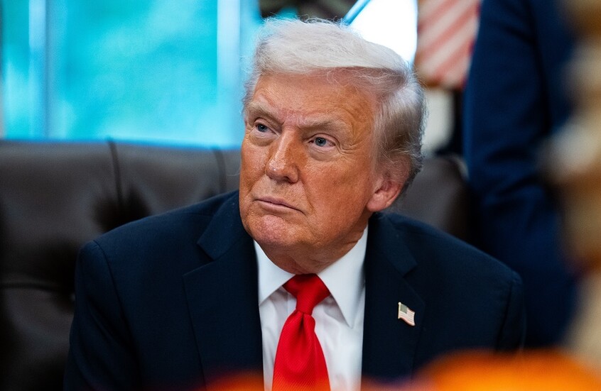 ترامب والجمهوريون يرفضون أي تسوية مع الديمقراطيين فيما يتعلق بالإغلاق الحكومي