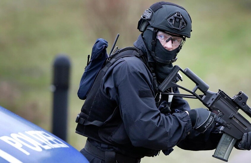 قصة موت الفتى الوسيم!