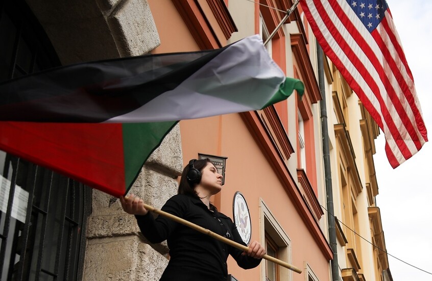 استطلاع: معظم الأمريكيين يؤيدون اعتراف الولايات المتحدة بدولة فلسطينية