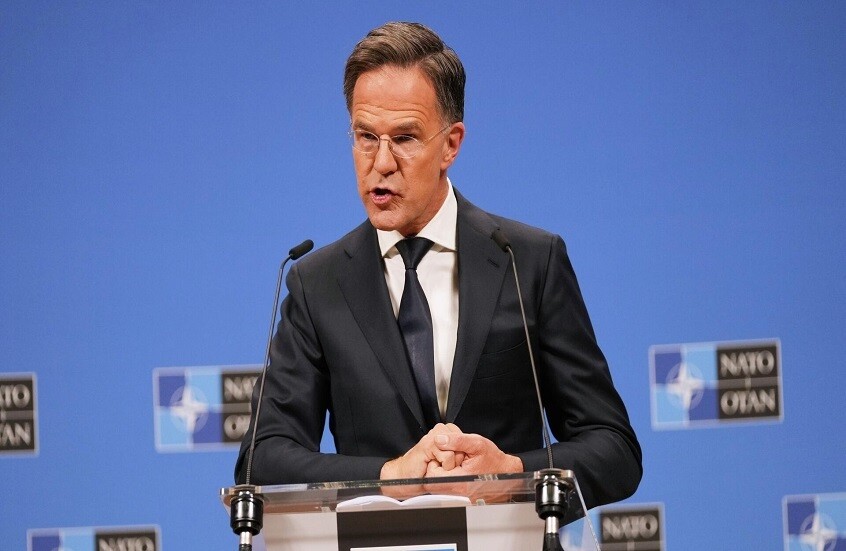 أمين عام الناتو: كييف حصلت على أسلحة أمريكية بقيمة ملياري دولار مولها الاتحاد الأوروبي
