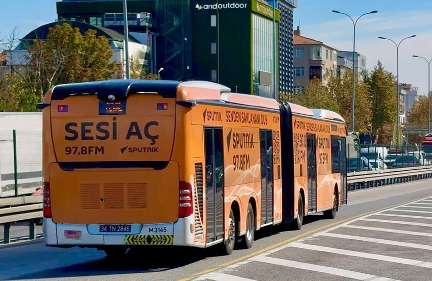 تسيير "حافلات سبوتنيك" في اسطنبول (صور+فيديو)