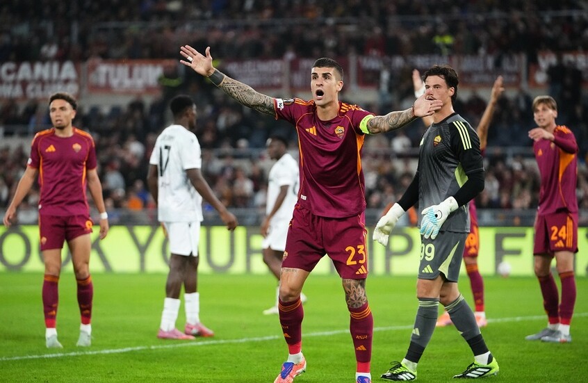 "روما" يسقط في عقر داره من جديد بالدوري الأوروبي