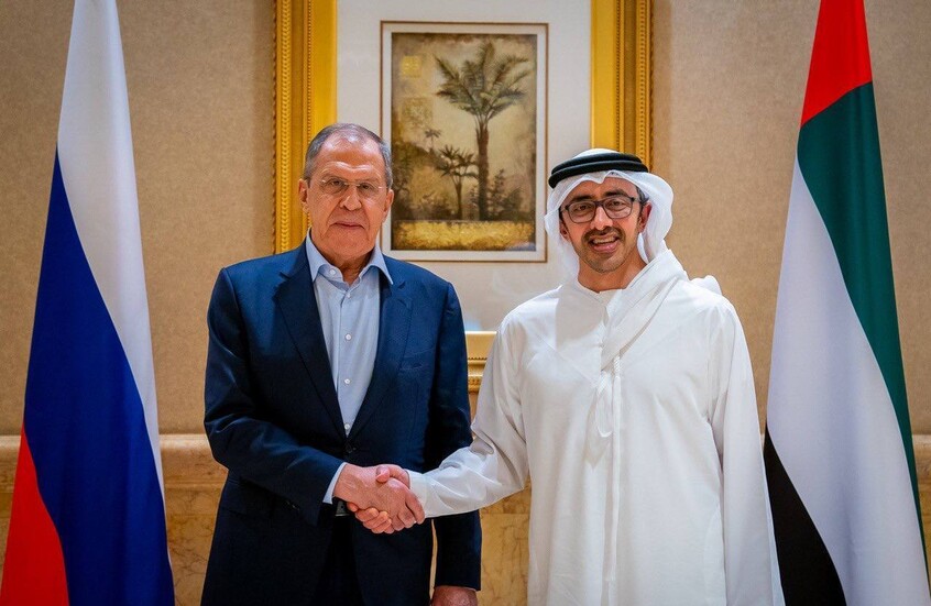 لافروف يبحث مع نظيره الإماراتي الشراكة الاستراتيجية بين البلدين
