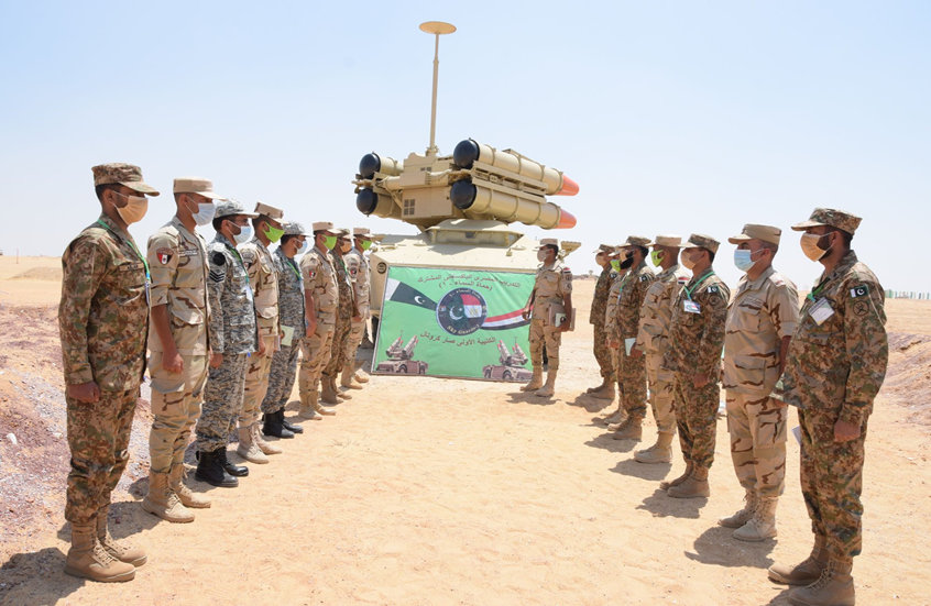 في ظل تغيرات المنطقة.. مصر وباكستان تبحثان تعزيز التعاون العسكري