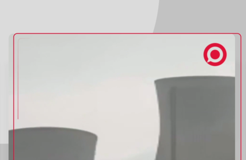 لحظة هدم أبراج تبريد محطة الطاقة النووية الألمانية