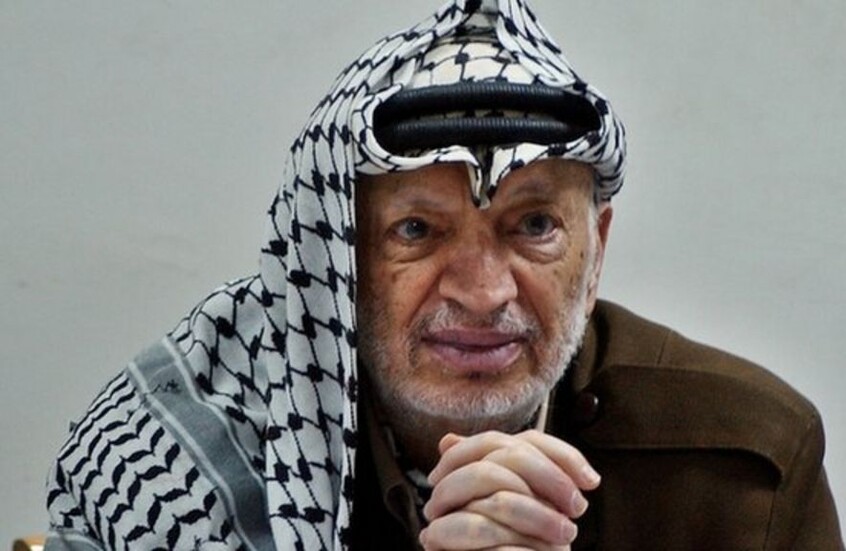 ساويرس يكشف عن رسالة وجهها لياسر عرفات قبل قمة كامب ديفيد
