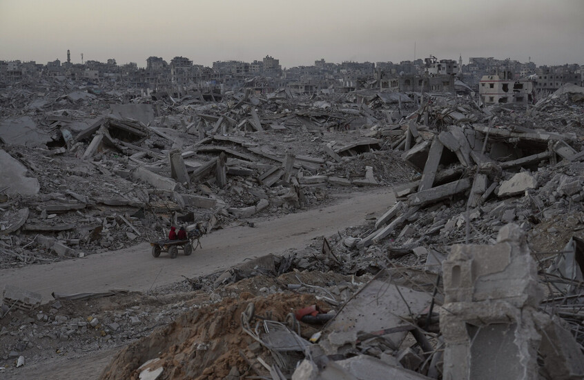 الجيش الإسرائيلي يعلن اغتيال عنصر في الجهاد الإسلامي بغارة في مخيم النصيرات وسط قطاع غزة 