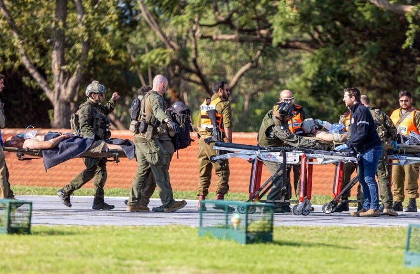 إصابة 12 جنديا بجروح متوسطة وطفيفة في حادث عملياتي قرب الحدود مع غزة