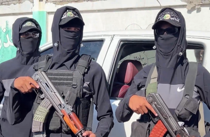 حماس تسلم الصليب الأحمر خرائط لموقع رفات جندي إسرائيلي قبل بدء البحث عنه في رفح