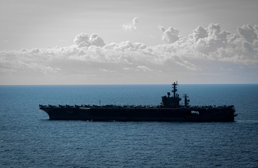 الجيش الأمريكي: سقوط طائرة "إف-18" ومروحية "سي هوك" في بحر الصين الجنوبي