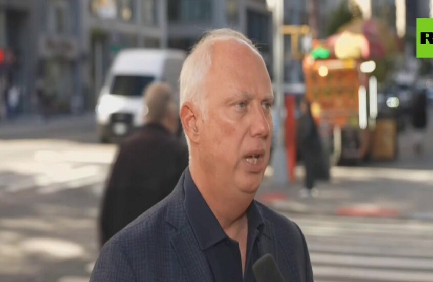 كييف تطالب واشنطن بإعادة العقوبات على ممثل بوتين