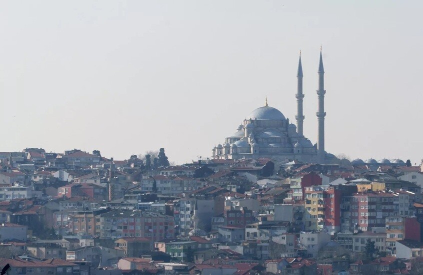 زلزال بقوة 6.1 يضرب غرب تركيا ويشعر به سكان إسطنبول