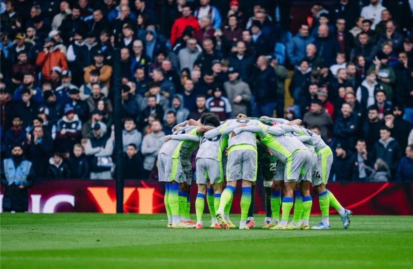 شبكة إنجليزية تتغزل بمهاجم مانشستر سيتي