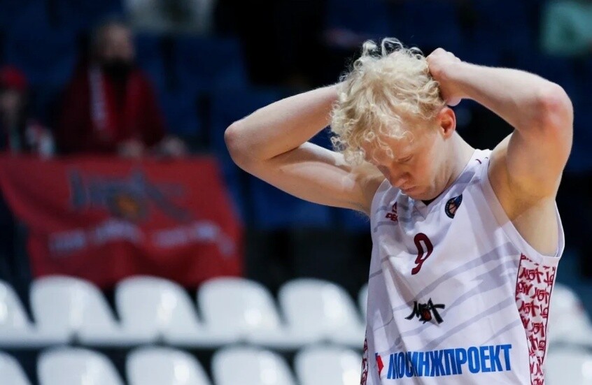 محكمة فرنسية توافق على تسليم لاعب كرة السلة الروسي كاساتكين إلى الولايات المتحدة