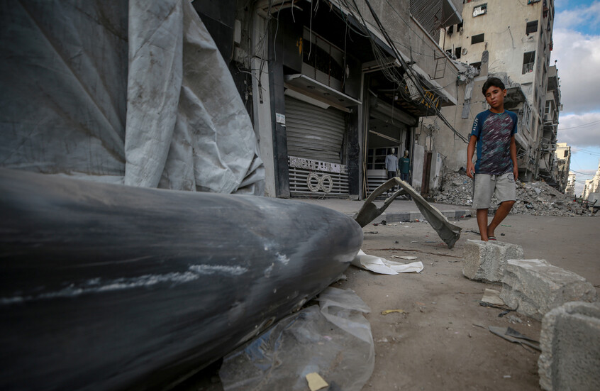 المكتب الحكومي بغزة: الاحتلال يزوّر قائمة قتلى بصور أحياء وأسماء وهمية