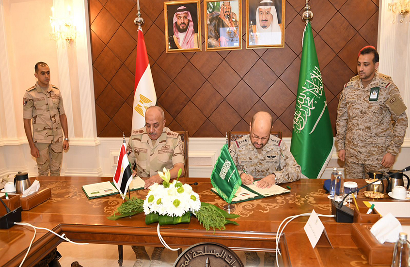 الجيش المصري يكشف تفاصيل زيارة رئيس الأركان إلى السعودية