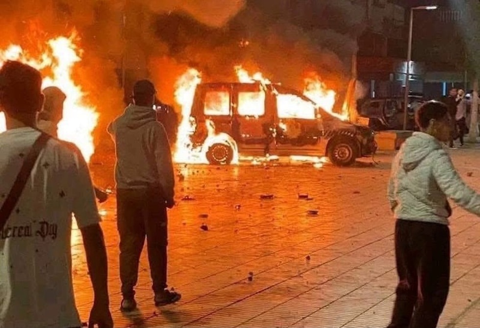 هسبريس: مقتل شخصين برصاص قوات الأمن المغربية خلال محاولة اقتحام مركز للدرك